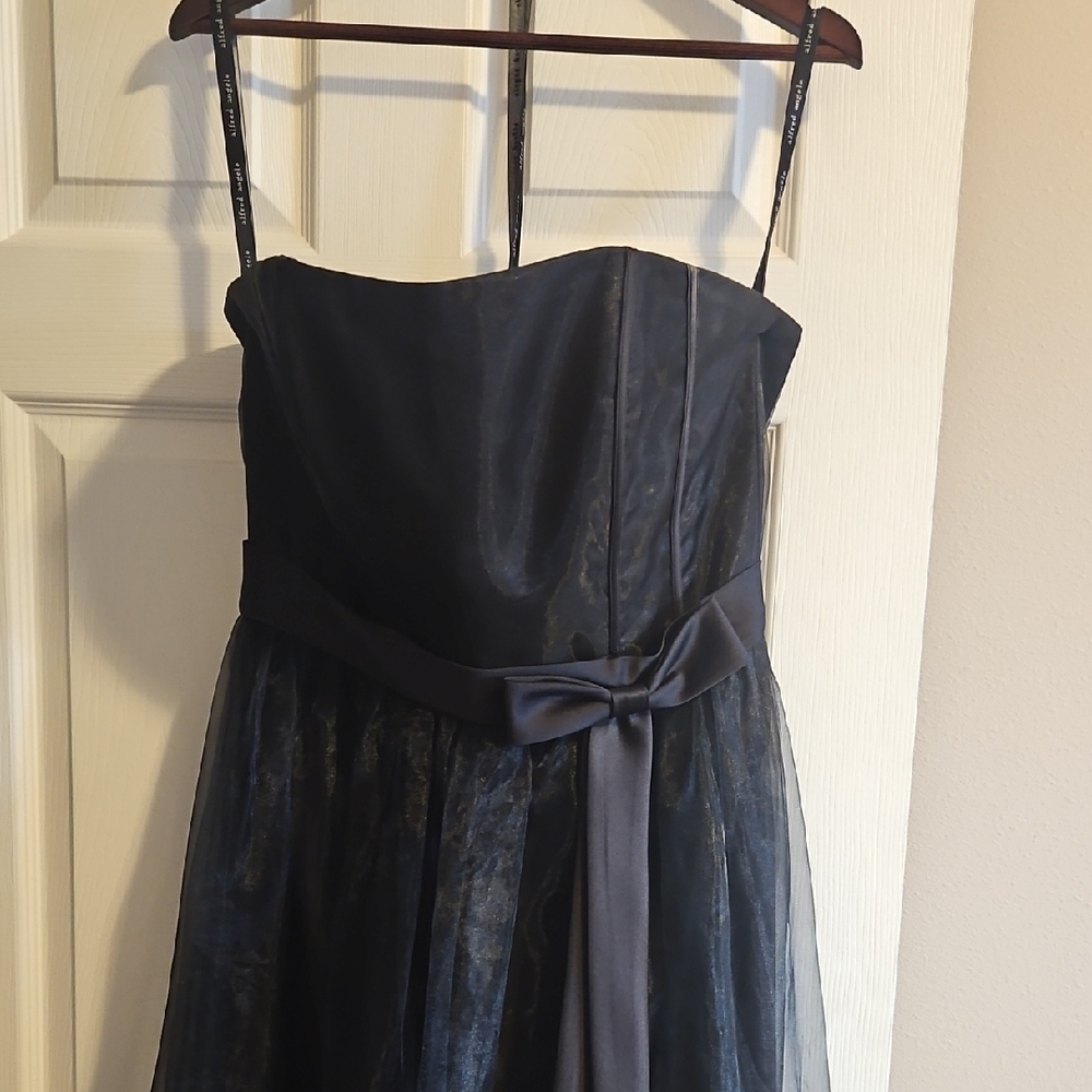 Elegant Black Strapless Dress